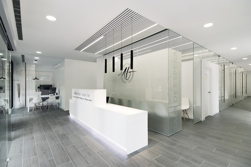 Alberto García Centro Odontológico Avanzado – Dentista en Valladolid