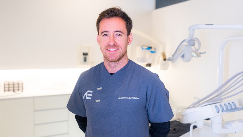 Álvaro Echeverría Clínica Dental