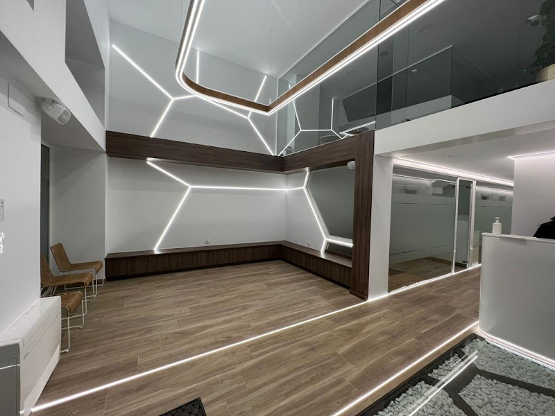 CLÍNICA DENTAL ADRIANA GONZÁLEZ SÁEZ