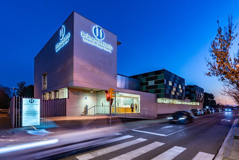 Clínica Brånemark Lleida – Implantes Dentales, Odontología y Cirugía Estética