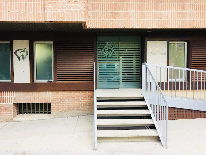 Clínica Dental Alonso – De Blas