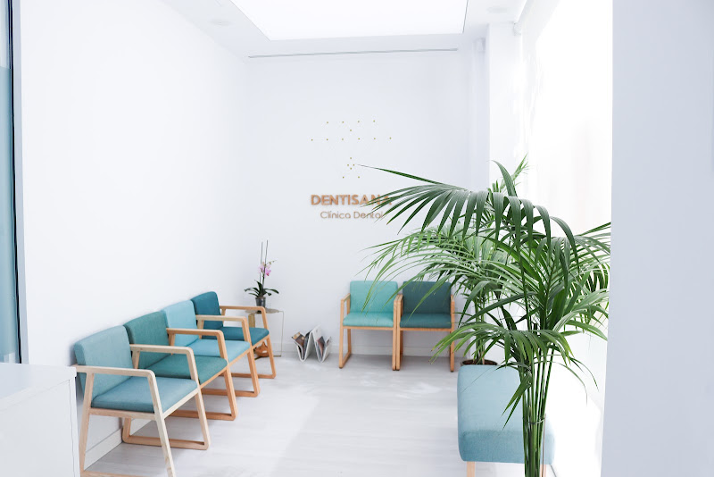 Clínica Dental DENTISANA