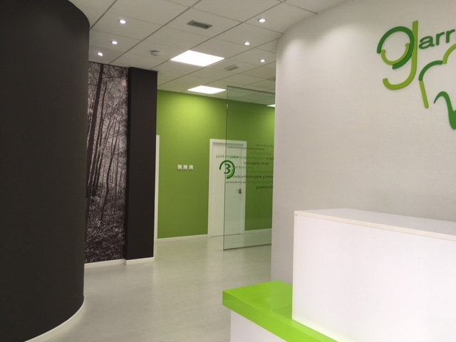 Clínica Dental Garrido Madarnás