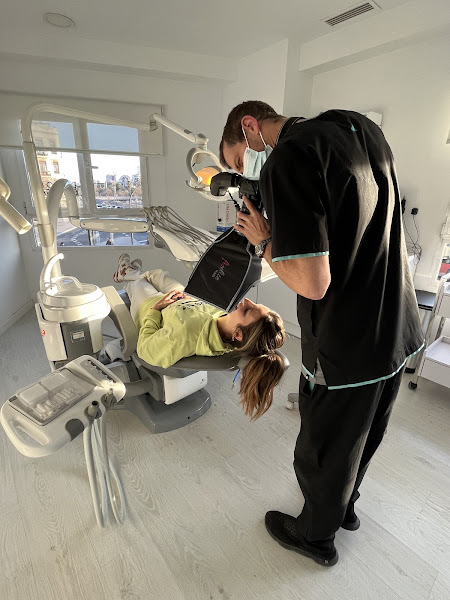 Clínica Dental Serranos