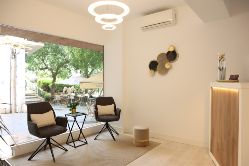 Clínica dental – Rambla Clinic