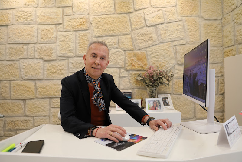 Dr. Enrique Fernández Romero, Médico Estético