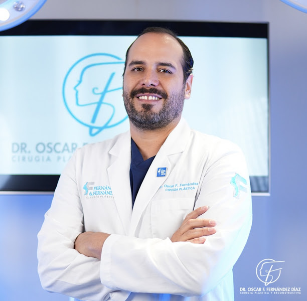 Dr. Oscar F. Fernandez Diaz, Cirujano Plástico Certificado en Guadalajara, Mexico